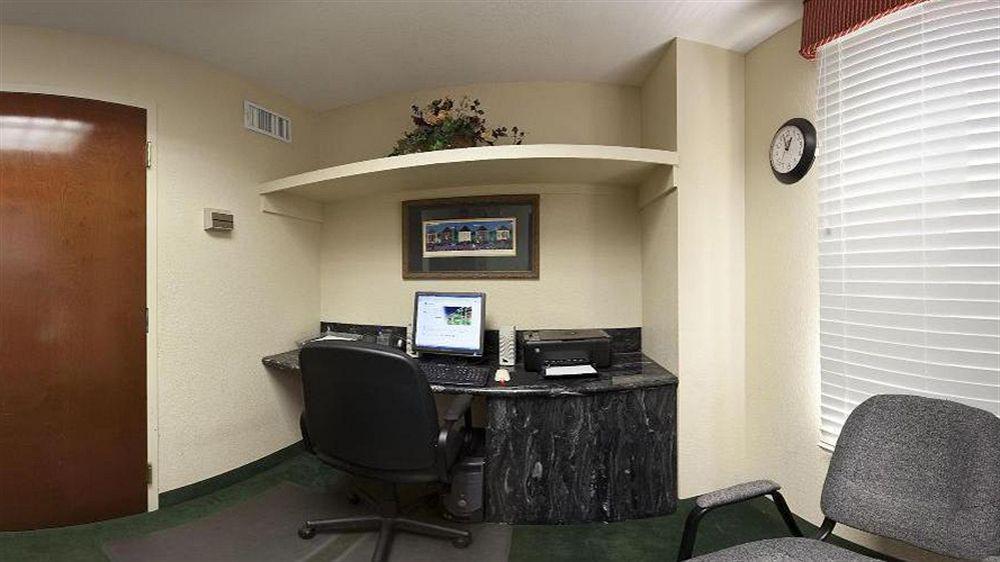 Holiday Inn Express Breaux Bridge By Ihg Henderson Exterior foto