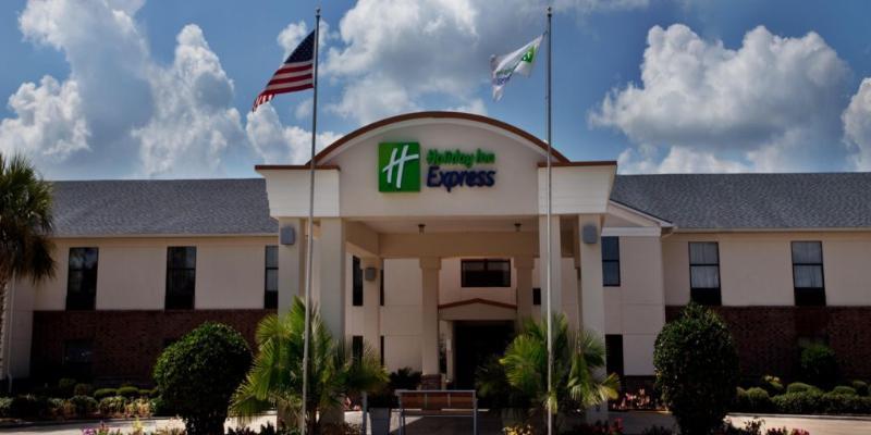 Holiday Inn Express Breaux Bridge By Ihg Henderson Exterior foto